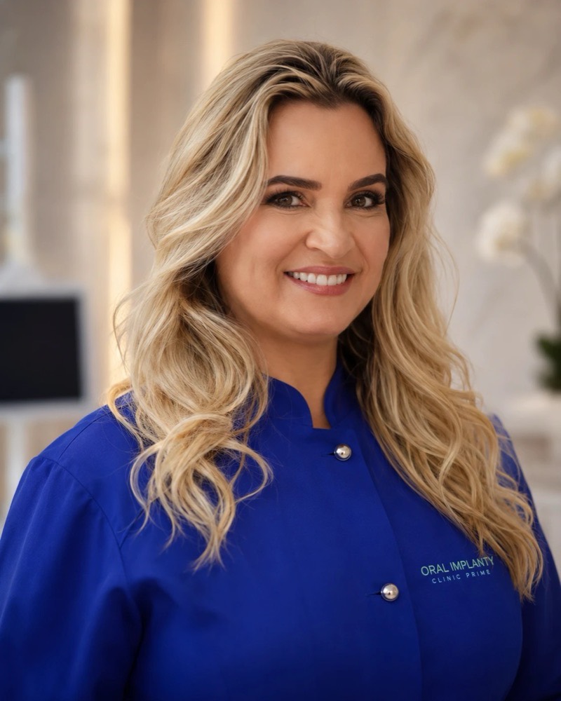Dra. Jacqueline Soares, responsável técnica pela Oral Implanty, em Vitória de Santo Antão